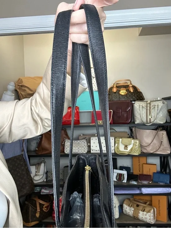 MCM Leather Bucket Tote Black Gold Hardware Structured Mini Tote Luxury Vintage - Picture 8 of 16